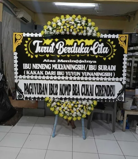 Papan Bunga Duka Dewi Bayan