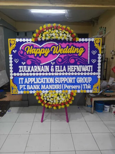 Papan Bunga Dewi Bayan